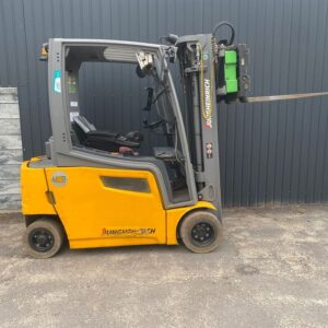 Jungheinrich EFG 320 Wózek paletowy czołowy bateria Li-ion 2024r. Waga