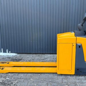 Jungheinrich ERE 120 paleciak wózek paletowy elektryczny 160 cm widły