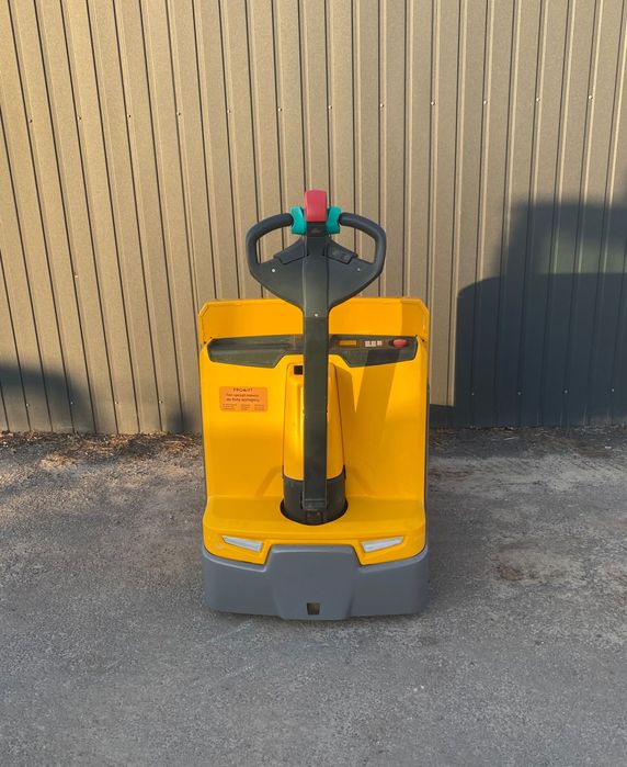 Paleciak Jungheinrich EJE 222 Elektryczny wózek paletowy unoszący 2200 - obrazek 4