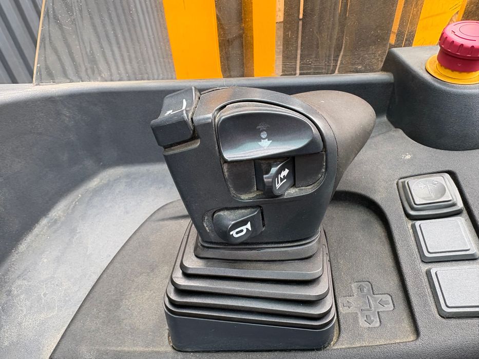 Jungheinrich ETV 325 wózek paletowy, boczny, wysoki skład reach truck - obrazek 7