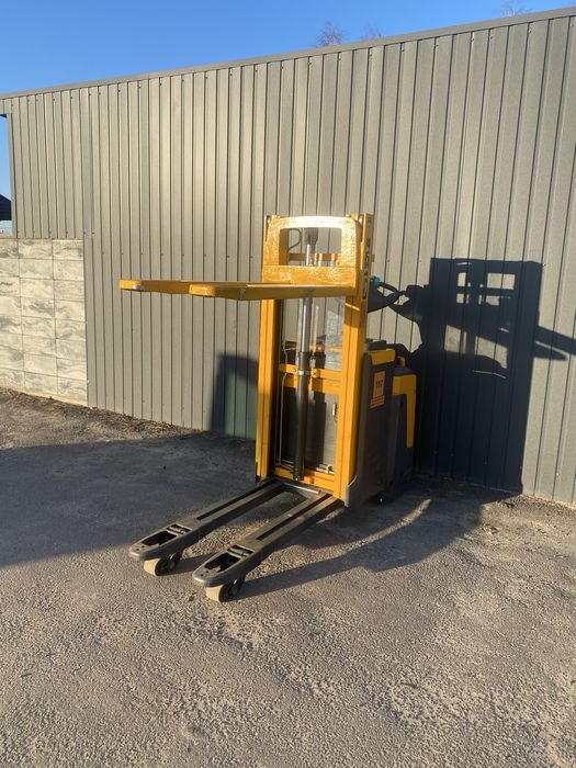 Jungheinrich ERD 220 wózek elektryczny 2000kg podest paletowy unoszący - obrazek 6